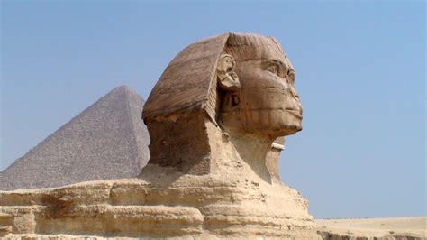 The Sphinx Enigma: Exploring the Curse of the Ancient Mummy